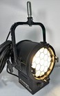 Mole Richardson 8941 8  Fresnel 200w Tungsten Junior Led  Daylight W barndoors