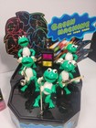 1989 Metro Green Machine Frog Band Animated Music Sound Activated W box