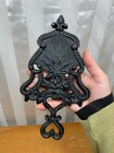 Vintage Cast Iron Footed Trivets Wilton Geometric Rings   Jzh 1948 Heart Handle