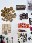 O Scale Model Train Scenery Lot Figures Hay Bales Barrels Signs Parts Read