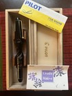 Pilot Urushi Maki-e Fountain Pen  14k M Nib  Gold Trim  Box  Papers