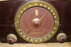 Vintage 1951 Zenith Model H725 Tube Am fm Portable Radio Bakelite Case