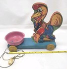 Antique Gong Bell Mfg Co Wooden Pull Toy  1938 Feeding Flapper Rooster  272