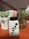 Rare htf Mckee Black Dot Flour Shaker