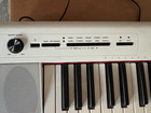 Yamaha Piaggero Np-32 76-key Portable Piano Keyboard W power Adapter White