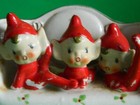 Rare Vtg Porcelain Christmas Trio Of Pixies Elves On Sofa Couch Japan Gold Trim
