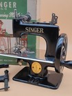 Vintage Singer 20-10  sew Handy  Miniature Toy Sewing Machine Black W  Box Clamp