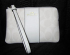 Coach New Cs602 Corner Zip Wristlet Signature Leather Chalk White Glacier Nwt 88