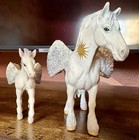 Schleich Fantasy Species Pegasus Mare   Foal Figurines Free Shipping