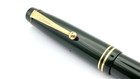 Vintage Parker Victory Mkii In Solid Green 14k Gold Medium Nib Made In England