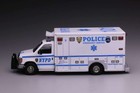 596 Model 1 64 American F450 New York Box Type Ambulance Police Car Alloy Model