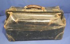 Vtg Antique Black Leather Travel Doctor s Medical Bag Working Order Distressed