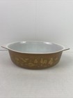 Vintage Pyrex Oval Casserole Dish Early American Brown Gold 2 1 2 Qt W  Lid  045