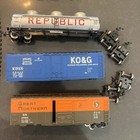 Vintage Scale Model Train Lot And Tracks Read Description