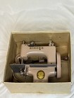 Vintage Singer Model 20 Toy Sewing Machine     Hand Crank     Made In Great Britain