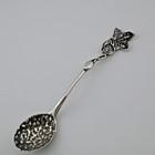 Sterling Silver Shiebler Aesthetic Nutmeg Souvenir Spoon   Hartford