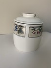 Vintage Mikasa Intaglio Garden Harvest Medium Canister With Lid 6 Inch Cac29