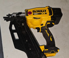 Dewalt   20v Max  Brushless Cordless 21   Plastic Framing Nailer Dcn920