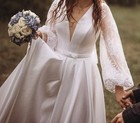 Elegant White Wedding Dress Lace Sleeves A-line Bridal Gown Size S Built-in Cups