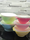 Tupperware Servalier One Touch 5 Piece Bowl Set Made In The Usa   Free Shipping