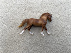 Breyer Stablemate  6039 Mystery Horse Surprise Chestnut Cantering Warmblood G3 2
