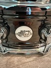 Dw Design Series Snare Drum - 14    X 6 5    - Black Nickel Over Brass
