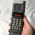 Vintage Motorola Digital Personal Communicator Flip Cell Phone W Charger  read 