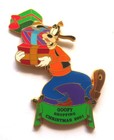 Walt Disney World Pin  Night Before Christmas 2001 - Goofy  Le 3500