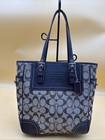 Beautiful Authentic Coach Signature Handbag Serial  m0732 F10659 Euc  See Pics 