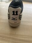 New York Yankees Brett Gardner Game Used Cleat     autograph    Read Description 