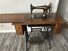 Vintage Singer 15-90 Sewing Machine In Hideaway Wood Table