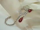 Super Cute Vintage 1970s Rhinestone Bow Dangle Bracelet  109jl4