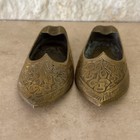 Vtg Solid Brass Indian Made Etched Antique Ash Tray Slipper Genie Shoes Set Of 2