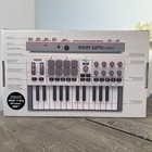 Akai Professional Mpk Mini Iv Midi Keyboard Controller - Gray