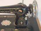 Vtg Singer Redeye 66 Miniature Sewing Machine Not Functional 7    Model Replica