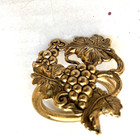 Vtg Brass Grape Cluster   Leaves Napkin Rings Set Of 8