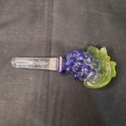 Vintage Decorative Mikasa Glass Purple   Green Grape Cluster Wine Bottle Stopper