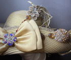 Vtg Whittall   Shon Gold Sinamay Wide Brim Derby Hat Rhinestone Bow Brooch M L