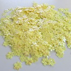 Sequins Flowers   Daisies Yellow Iris 9mm  200pcs Loose