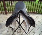 Duett Dressage Saddle   made In England  In Very Good Well-kept  Condition