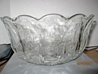 Vintage Clear Glass Deep Serving Bowl Scalloped Edge Starburst Bottom B107