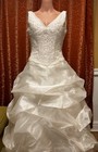 Demetrios Ivory Lace Ball Gown Wedding Dress Size 6 Vintage Inspired
