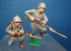 Marx Toy Soldiers 60mm Scale Ww1 German Infantry Advancing 2 Figures Pre Oop