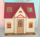 Calico Critters Red Roof Cozy Cottage Starter House W some Accessories Furniture
