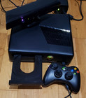 Xbox 360 S Slim 4gb 1439 Console Kinect Bundle  Wired Controller Power Av Tested