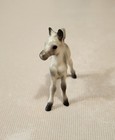 Hr Hagen Renaker Horse Matte White Gray Arabian Foal Tail Up Miniature Figurine