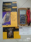 Fluke F17b  17 B  Digital Multimeter Meter New
