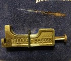 Threadmaster Automatic Needle Threader Model No  100 W  Case For Sewing Needles