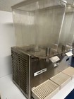 Crathco Grindmaster Triple Cold Beverage Dispenser Model D35-3 Works Good S7866