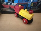 33225 Brio Wooden Train Two Battery-powered Engine  Forward   Reverse 